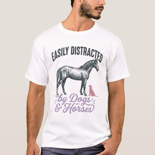犬と馬に気を取られがちTシャツデザイン_ Tシャツ (正面)