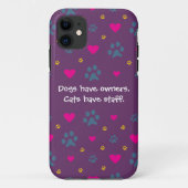 犬に所有者猫がスタッフがあるのをあります Case-Mate iPhoneケース (裏面)