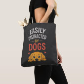 犬に気を取られやすい 犬好きのための面白いデザイン トートバッグ (クローズアップ)