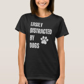 犬に気を取られる Tシャツ (正面)