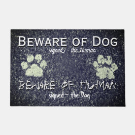 犬に注意 人間に注意 可愛い肉球の足跡 楽しい ユーモラスな ドアマット