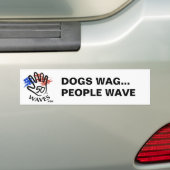 犬のおどけ者の人々はバンパーステッカーを振ります バンパーステッカー (車上)
