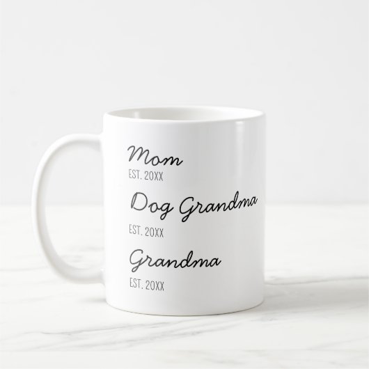 犬のおばあちゃんから人間のおばあちゃんに昇進する コーヒーマグカップ (左)