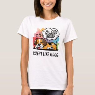 犬のおもしろい漫画みたいに眠ったかわいい Tシャツ