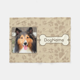 犬のためのカスタムなブラウンの足のプリント フリースブランケット
