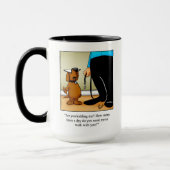 犬のオーナーユーモア"歩く"マグカップ マグカップ (左)