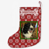 犬のカスタムな写真の名前|の赤い足のプリントのギンガムの骨 スモールクリスマスストッキング (裏面)