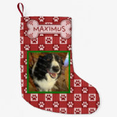 犬のカスタムな写真の名前|の赤い足のプリントのギンガムの骨 スモールクリスマスストッキング (正面)
