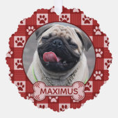 犬のカスタム写真と名前Red Paw Print Gingham オーナメントカード (正面)