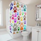 犬のカラフル足の型 シャワーカーテン (インサイチュ)