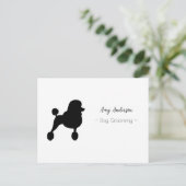 犬のグルーミング パーソナライズされた シーズンポストカード (スタンド正面)