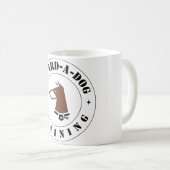 犬のコーヒーに報いる コーヒーマグカップ (正面右)