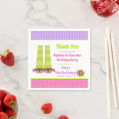 犬のスリッパーパジャマ&パンケーキ誕生日パーティー スタンダードカクテルナプキン (インサイチュ)