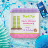 犬のスリッパーパジャマ&パンケーキ誕生日パーティー ペーパープレート (パーティー)