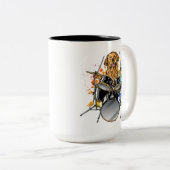 犬のドラマー遊のドラム ツートーンマグカップ (正面右)