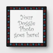 犬のハートは黒い縁どペットの写真を手に フォトプラーク (正面)