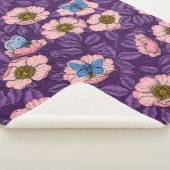 犬のバラとピンクと紫の蝶 シェルパブランケット (3/4)