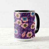 犬のバラとピンクと紫の蝶 マグカップ (正面右)