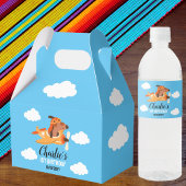 犬のパイロットが飛行機を飛ばす、かわいい子供たちの青い誕生日 ペットボトルラベル