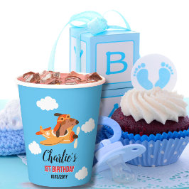 犬のパイロット飛んでいる飛行機、かわいいキッズブルー誕生日 紙コップ