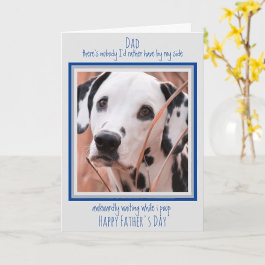 犬のパパかわいい犬おもしろいの写真お父さんの日 カード (黄色い花)