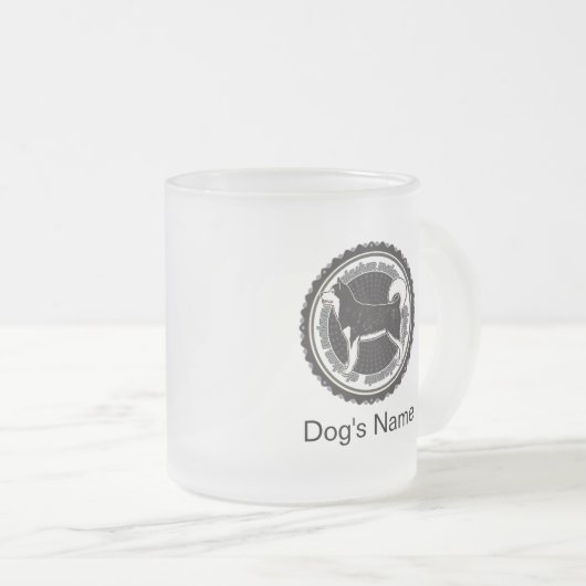 犬のパーソナライズされた名前を持つ犬のアラスカン・マラムート フロストグラスマグカップ (正面右)