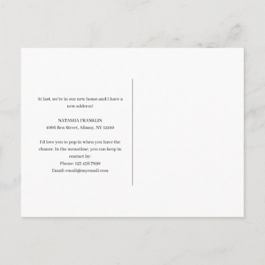 犬のペットの写真の新しいアドレス移動モダン 案内ポストカード (裏面)