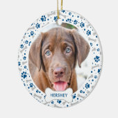 犬のホリデーポープリントブルーパーソナライズされたペット写真 セラミックオーナメント (左)