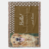 犬の写真と家族の名前水玉模様ブラウンウェルカム スローブランケット (正面縦)