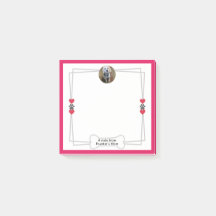 犬の写真のポストイットノートと手とハート