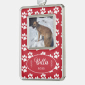 犬の写真 足跡パターン 赤 フレーム付きオーナメント シルバープレートフレームオーナメント (左)