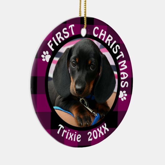 犬の初めてのクリスマス2 – フォトピンクと黒の格子柄 セラミックオーナメント (右)
