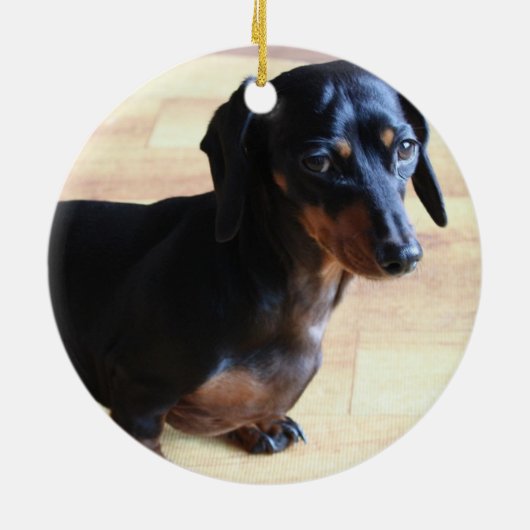 犬の初めてのクリスマス2 – フォトピンクと黒の格子柄 セラミックオーナメント (裏面)