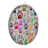 犬の前足が一面に印刷される ダーツボード (正面左)