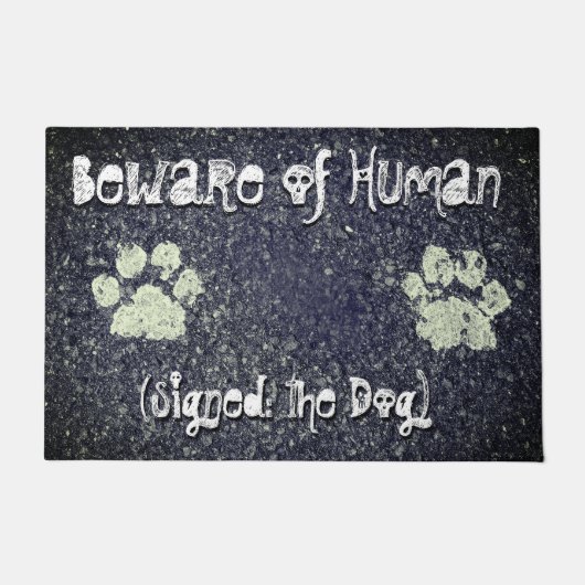 犬の前足の跡に人間がサインしたことに注意ユーモアのある ドアマット (正面)