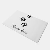 犬の前黒ペット追加の名前文字動物の前写真 ドアマット (アングル)