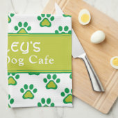 犬の名前ラッキードッグカフェカスタムセントパトリックズデー キッチンタオル (四つ折り)