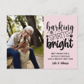 犬の吠えるスピリット明るいペットピンクのクリスマス シーズンポストカード (正面)