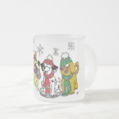犬の命を！雪の子犬たち！ フロストグラスマグカップ (正面右)