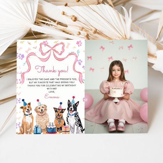 犬の子犬のピンクのリボンの女の子の誕生日パーティー サンキューカード