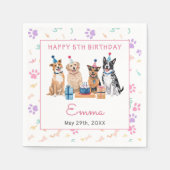 犬の子犬の女の子の誕生日パーティー スタンダードカクテルナプキン (正面)