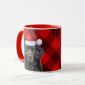 犬の恋人のニューファンドランドホリデーバッファロープレイド マグカップ (正面左)