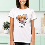 犬の恋人のパーソナライズされたポープリントハートペット写真 Tシャツ<br><div class="desc">愛犬を愛することわざ無く愛犬を愛する！こ運このペットフォカスタムト犬の恋人シャツと一緒に行く所で君と友最高の人！犬の愛人、犬の母と犬のパパ!私は私の犬のシャツあなたの犬の写真と名前でパーソナライズお気に入りの愛している。COPYRIGHT © 2022 Judy Burrows,  Black Dog Art - All Rights Reserved.犬の愛人パーソナライズされたのポープリントハートペットの写真Tシャツ</div>