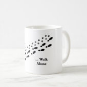 犬の恋人の私は決してPawprintのマグだけ歩きません コーヒーマグカップ (正面右)