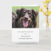 犬の悔やみや弔慰カスタム写真天国は美しくなければならない カード (黄色い花)
