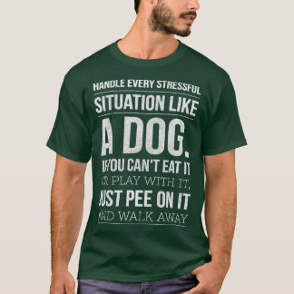 犬の愛犬のストレスのように扱男性へう Tシャツ
