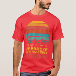 犬の愛犬の後離れろのPembrokeウェルシュコーギーなし Tシャツ