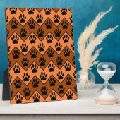 犬の手のパターンとオレンジと茶色のシェブロン フォトプラーク (側面)