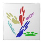 犬の手のプリントと水玉模様 タイル (正面)