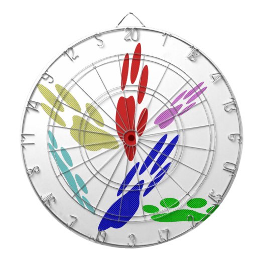 犬の手のプリントと水玉模様 ダーツボード (正面)